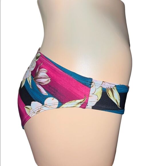 Hula Honey Rose Juniors' Sweet Bloom Hipster Bikini Swim Bottoms XS NWT - Picture 6 of 9